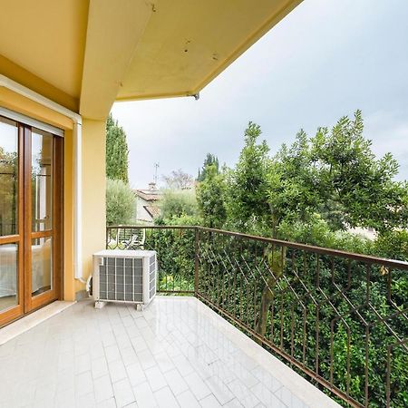 Residenza Al Vittoriale - By Host4U Apartment Gardone Riviera Exterior foto