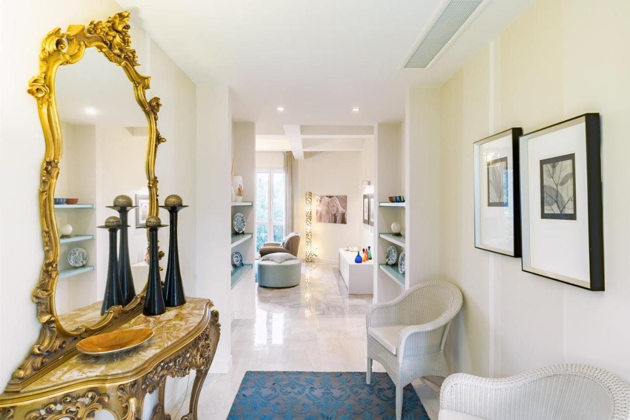 Residenza Al Vittoriale - By Host4U Apartment Gardone Riviera Exterior foto